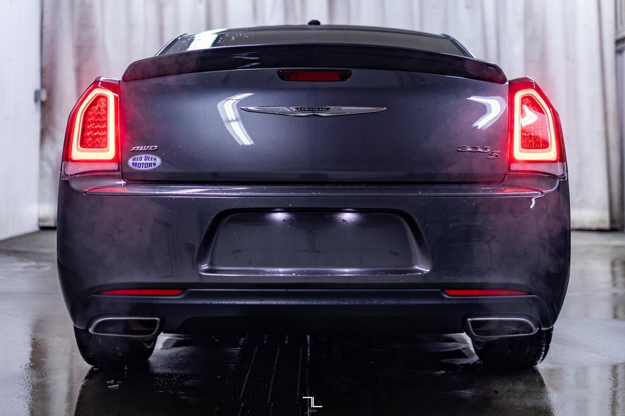 2017 Chrysler 300 AWD S Leather BCam Red Deer AB