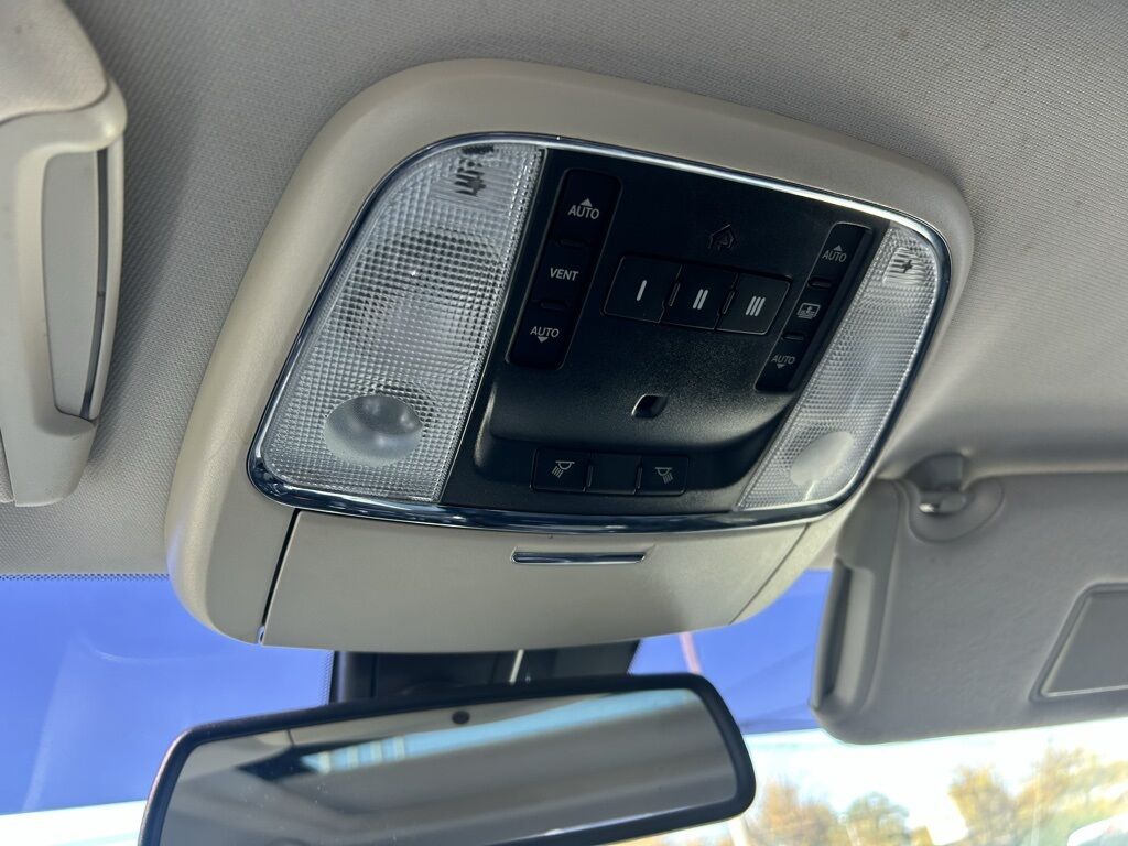 2017 Chrysler 300 C Crestwood KY