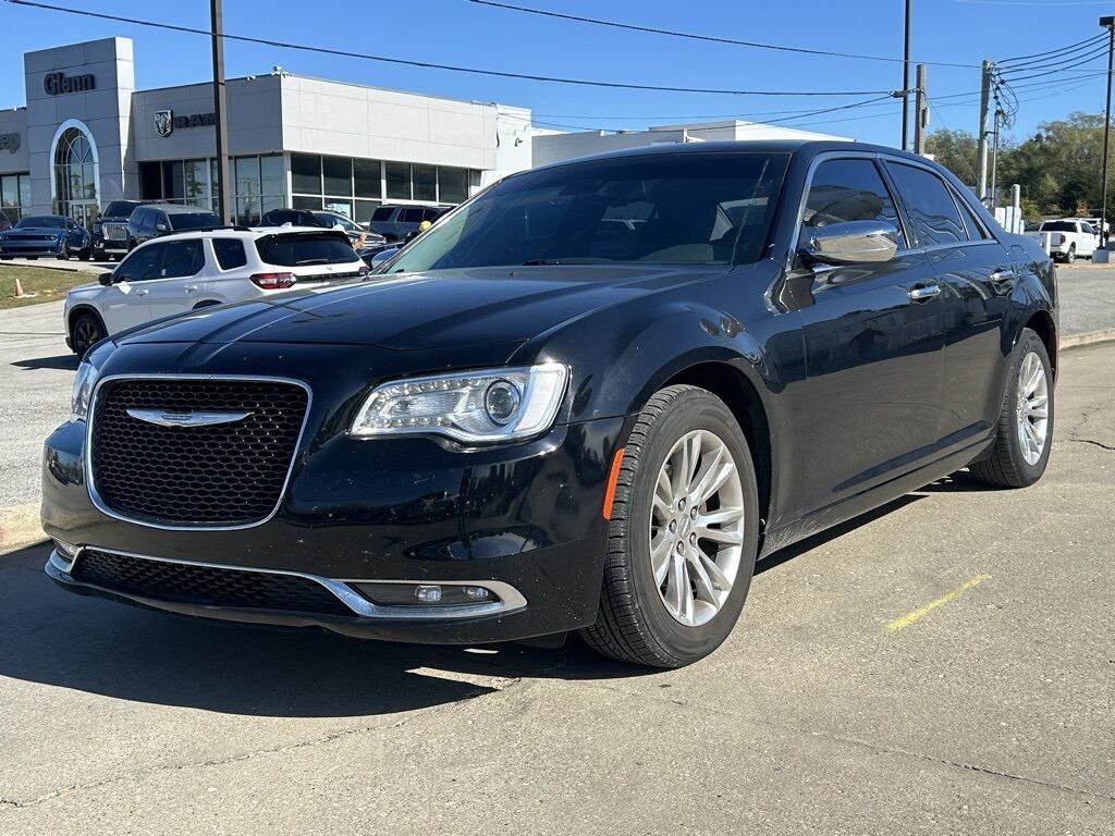 2017 Chrysler 300 C