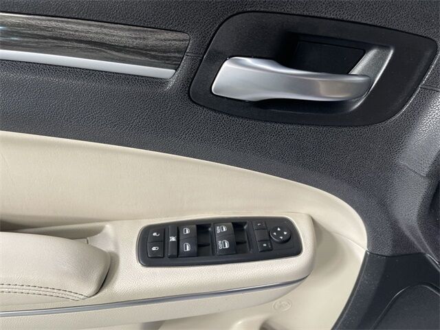 2017 Chrysler 300 Limited Columbia SC