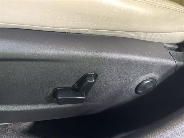 2017 Chrysler 300 Limited Columbia SC