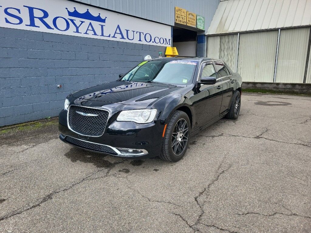 2017 Chrysler 300 Limited SOLD