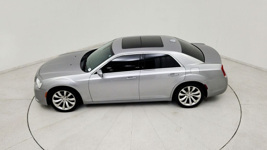2017 Chrysler 300 Limited Laurel MD