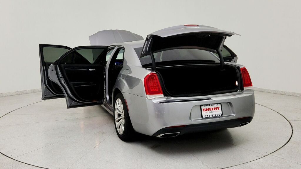 2017 Chrysler 300 Limited Laurel MD