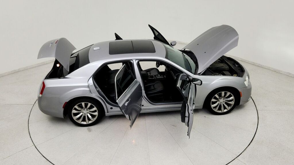 2017 Chrysler 300 Limited Laurel MD