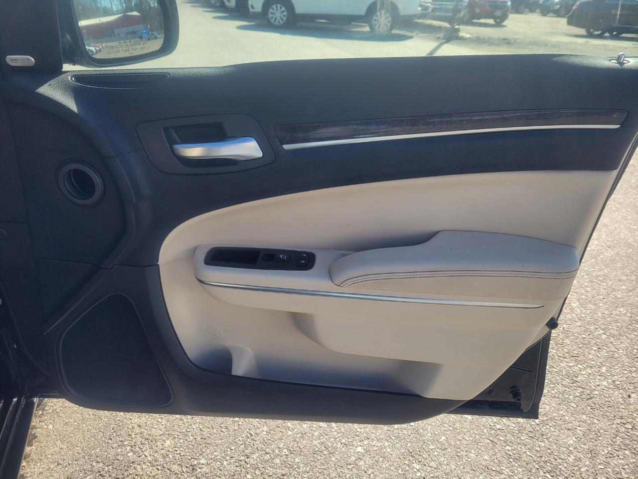 2017 Chrysler 300C AWD Charlton MA