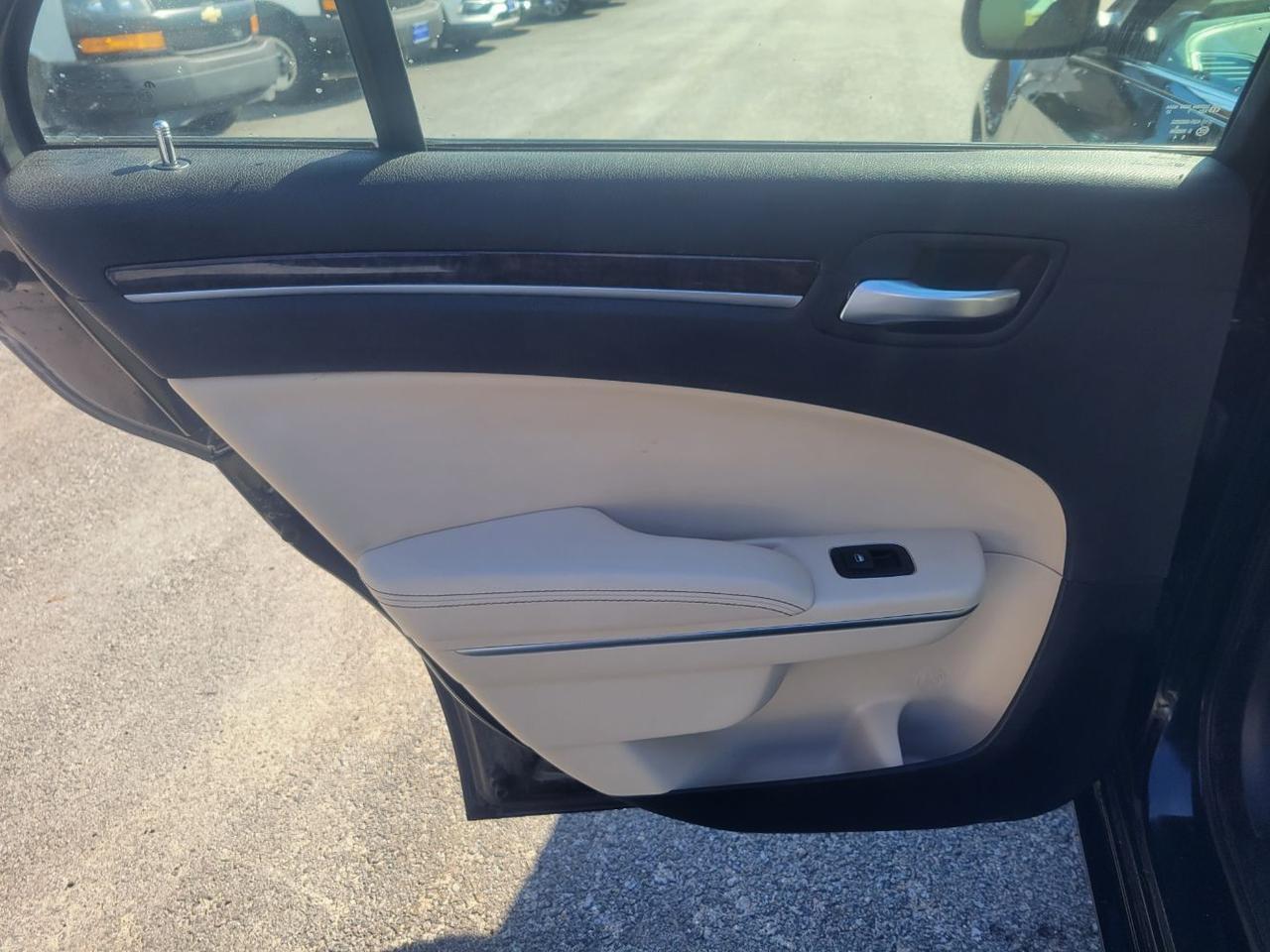 2017 Chrysler 300C AWD Charlton MA