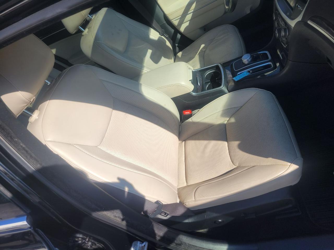 2017 Chrysler 300C AWD Charlton MA