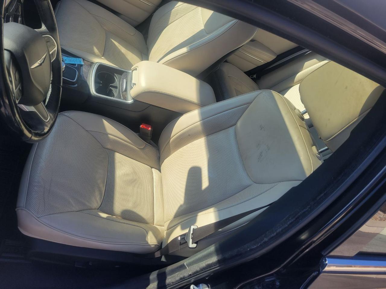 2017 Chrysler 300C AWD Charlton MA
