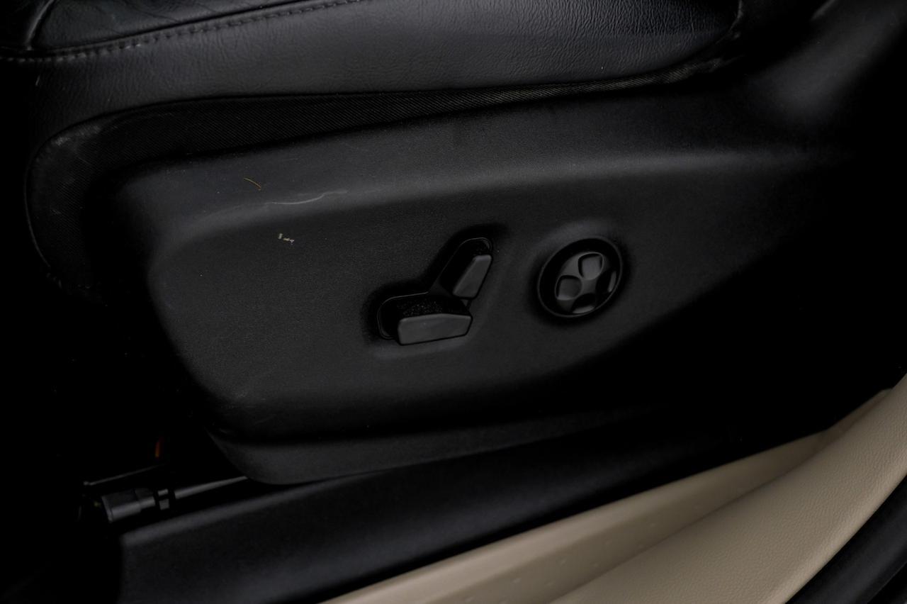 2017 Chrysler Pacifica HYBRID PREMIUM BLIND SPOT ASSIST TV ENTERTAINMENT LEATHER HEATED Carrollton TX