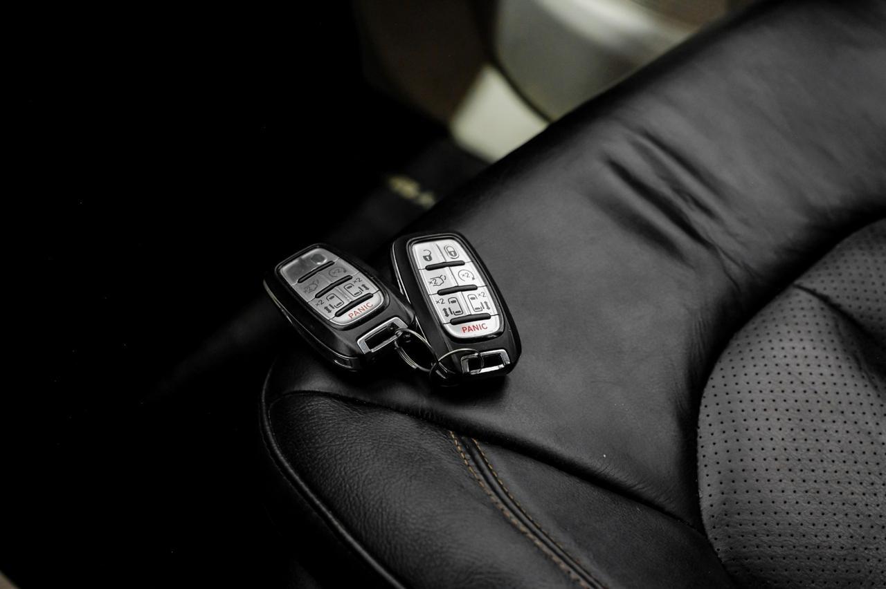 2017 Chrysler Pacifica HYBRID PREMIUM BLIND SPOT ASSIST TV ENTERTAINMENT LEATHER HEATED Carrollton TX