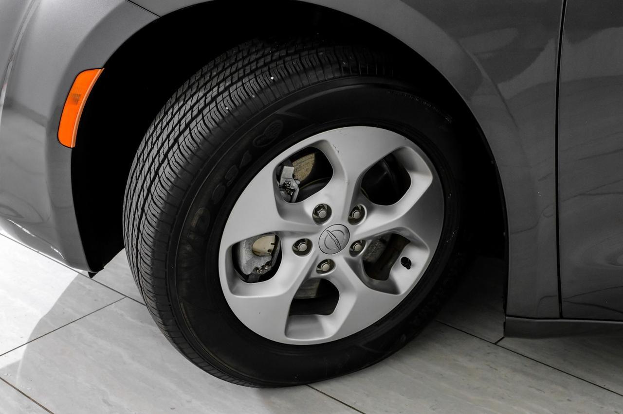 2017 Chrysler Pacifica HYBRID PREMIUM BLIND SPOT ASSIST TV ENTERTAINMENT LEATHER HEATED Carrollton TX