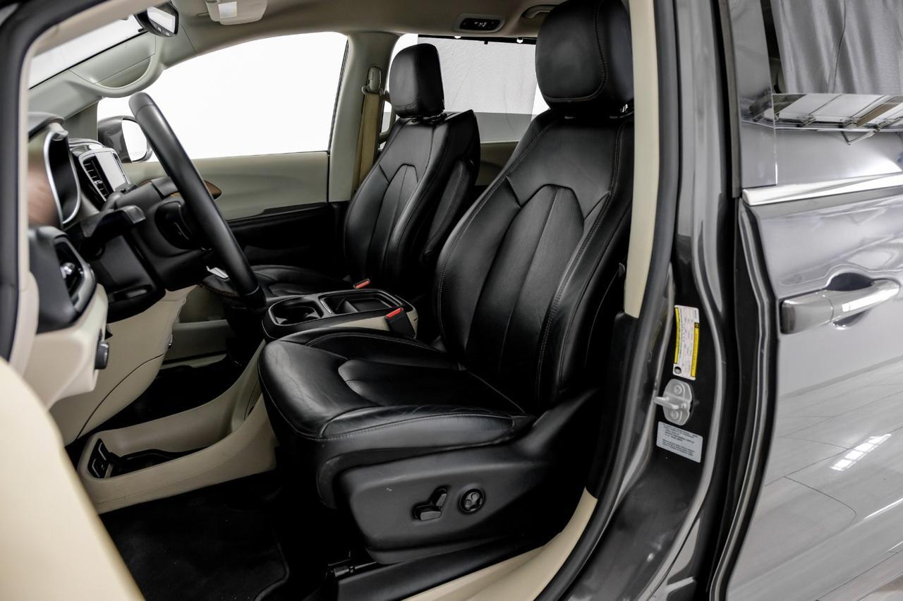 2017 Chrysler Pacifica HYBRID PREMIUM BLIND SPOT ASSIST TV ENTERTAINMENT LEATHER HEATED Carrollton TX