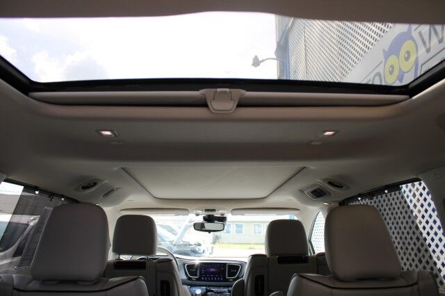 2017 Chrysler Pacifica Hybrid Platinum Melbourne FL