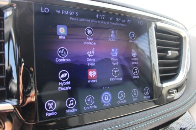 2017 Chrysler Pacifica Hybrid Platinum Melbourne FL