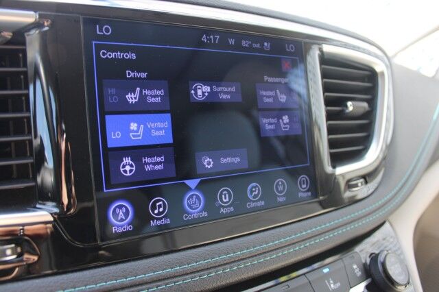 2017 Chrysler Pacifica Hybrid Platinum Melbourne FL