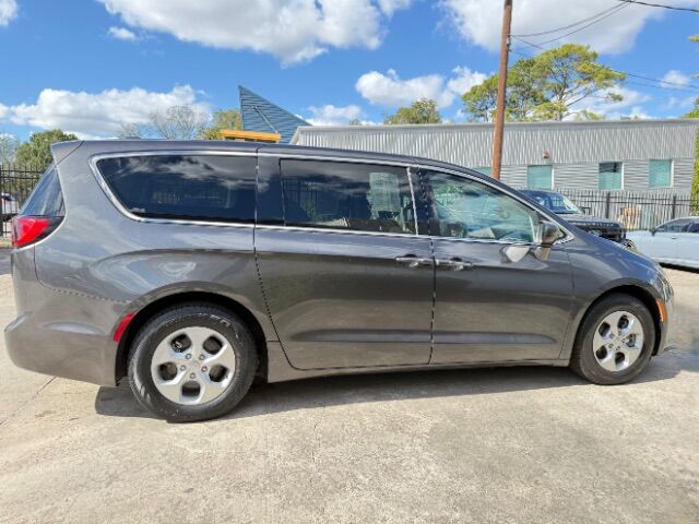 2017 Chrysler Pacifica Hybrid Touring Plus Houston TX
