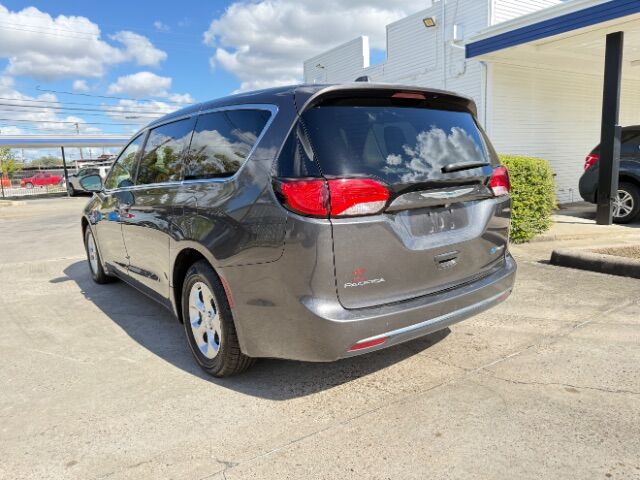 2017 Chrysler Pacifica Hybrid Touring Plus Houston TX