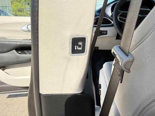 2017 Chrysler Pacifica Hybrid Touring Plus Houston TX