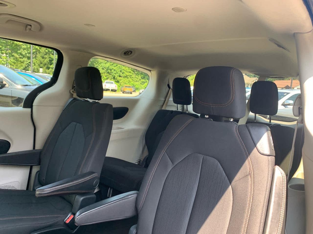 2017 Chrysler Pacifica LX Dartmouth MA