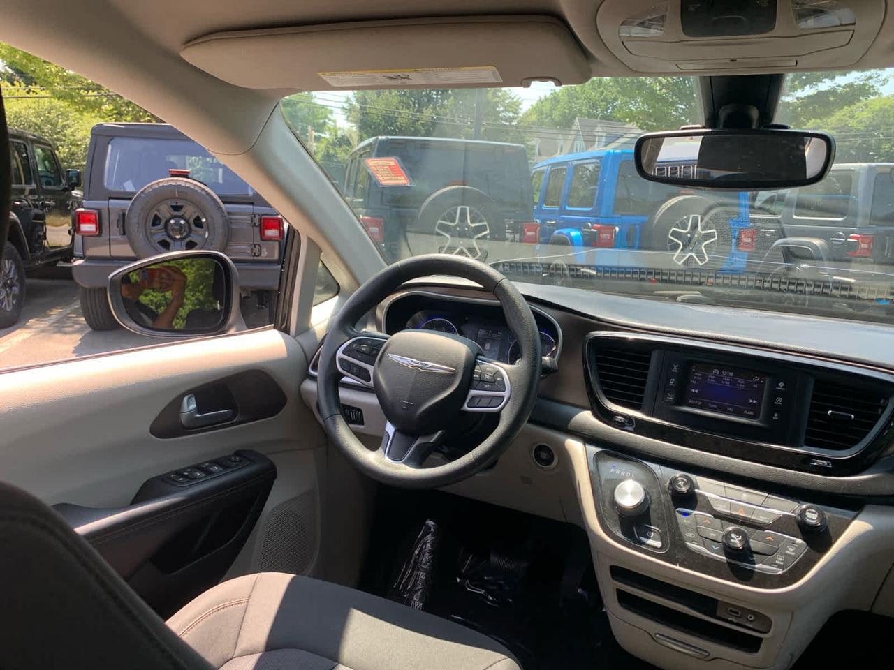 2017 Chrysler Pacifica LX Dartmouth MA
