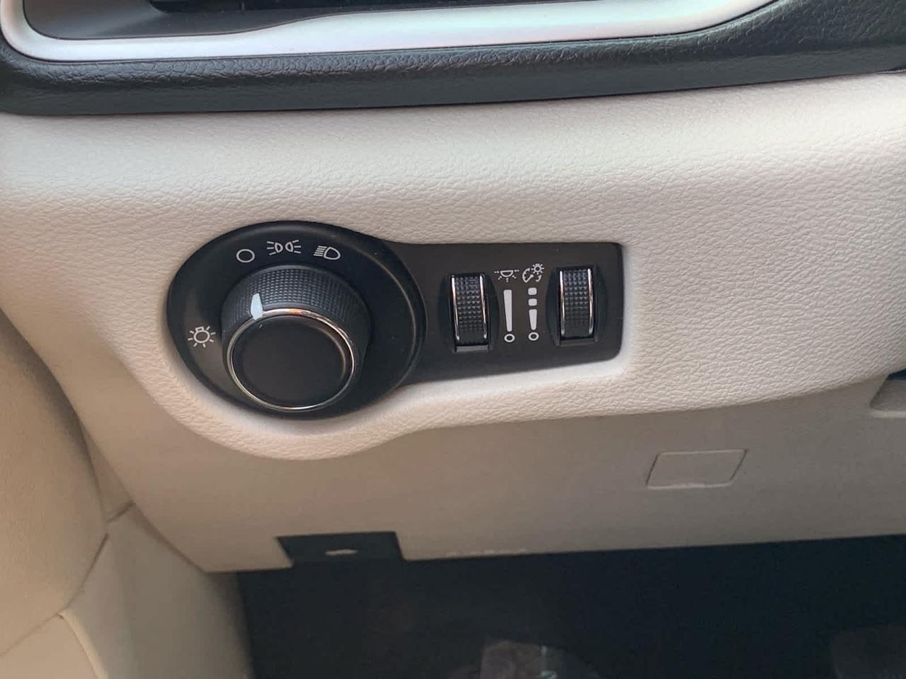 2017 Chrysler Pacifica LX Dartmouth MA