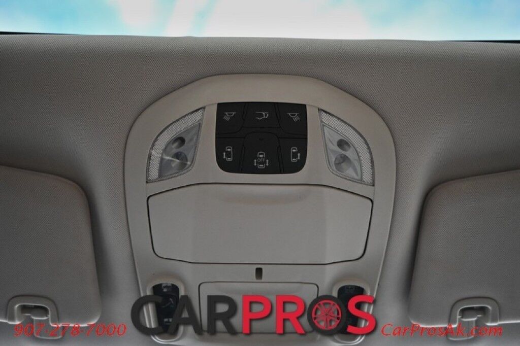 2017 Chrysler Pacifica Limited - Heated & Cooled Front Leather Seats - Second Row Heated Seats - Heated Steering Wheel - 3rd Row - Seats 7 - Remote Start - Blu-Ray Player w/ Seatback Video Screens - Harman/Kardon Speakers - Dual Sunroof Anchorage AK