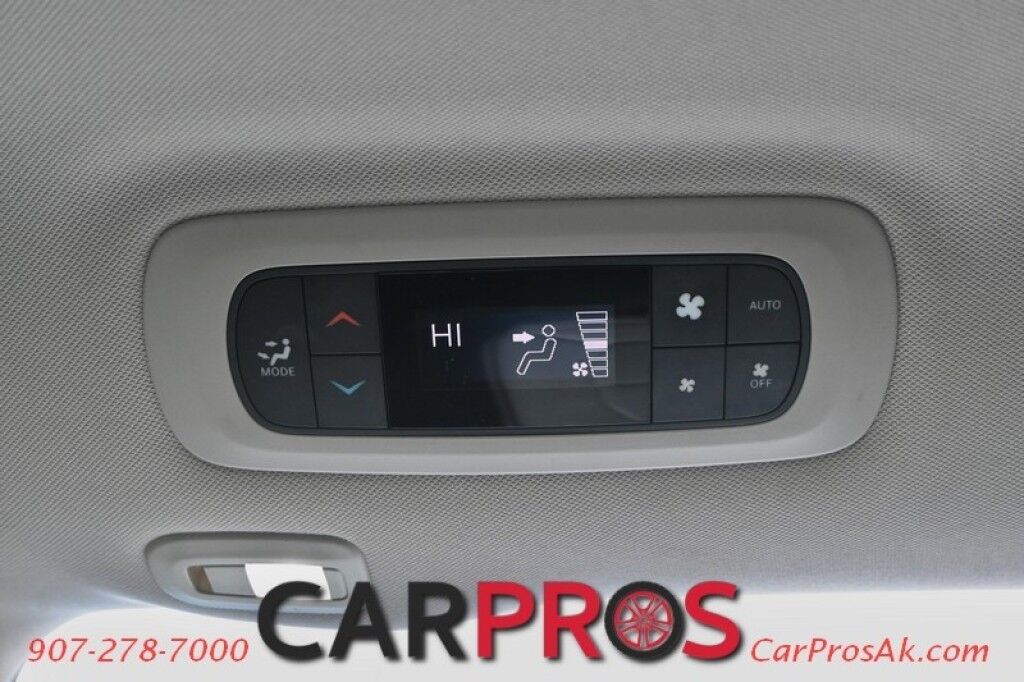 2017 Chrysler Pacifica Limited - Heated & Cooled Front Leather Seats - Second Row Heated Seats - Heated Steering Wheel - 3rd Row - Seats 7 - Remote Start - Blu-Ray Player w/ Seatback Video Screens - Harman/Kardon Speakers - Dual Sunroof Anchorage AK