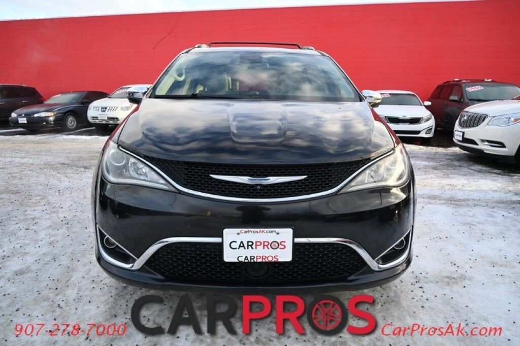 2017 Chrysler Pacifica Limited - Heated & Cooled Front Leather Seats - Second Row Heated Seats - Heated Steering Wheel - 3rd Row - Seats 7 - Remote Start - Blu-Ray Player w/ Seatback Video Screens - Harman/Kardon Speakers - Dual Sunroof