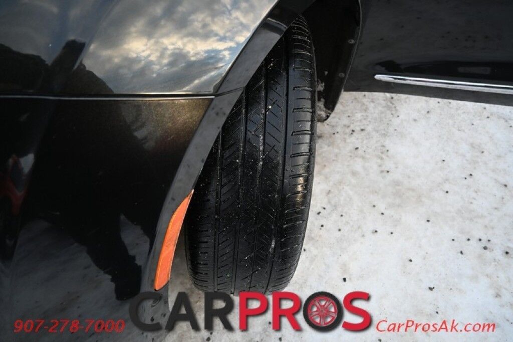 2017 Chrysler Pacifica Limited - Heated & Cooled Front Leather Seats - Second Row Heated Seats - Heated Streering Wheel - 3rd Row - Seats 7 - Remote Start - Blu-Ray Player w/ Seatback Video Screens - Harman/Kardon Speakers - Dual Sunroof Anchorage AK