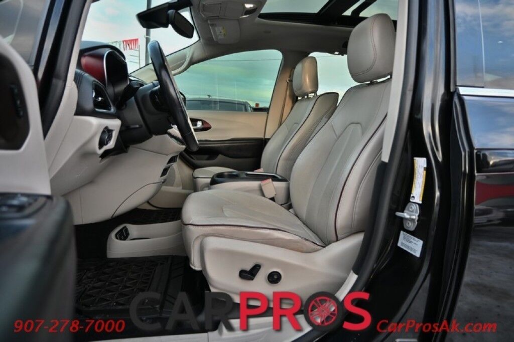 2017 Chrysler Pacifica Limited - Heated & Cooled Front Leather Seats - Second Row Heated Seats - Heated Streering Wheel - 3rd Row - Seats 7 - Remote Start - Blu-Ray Player w/ Seatback Video Screens - Harman/Kardon Speakers - Dual Sunroof Anchorage AK