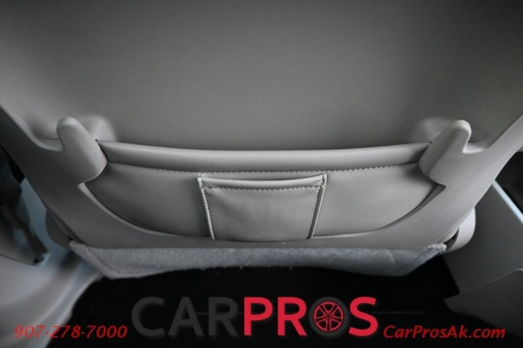 2017 Chrysler Pacifica Limited - Heated & Cooled Front Leather Seats - Second Row Heated Seats - Heated Streering Wheel - 3rd Row - Seats 7 - Remote Start - Blu-Ray Player w/ Seatback Video Screens - Harman/Kardon Speakers - Dual Sunroof Anchorage AK