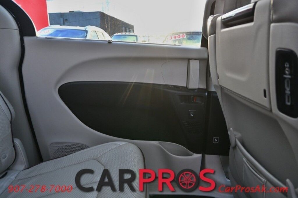 2017 Chrysler Pacifica Limited - Heated & Cooled Front Leather Seats - Second Row Heated Seats - Heated Streering Wheel - 3rd Row - Seats 7 - Remote Start - Blu-Ray Player w/ Seatback Video Screens - Harman/Kardon Speakers - Dual Sunroof Anchorage AK