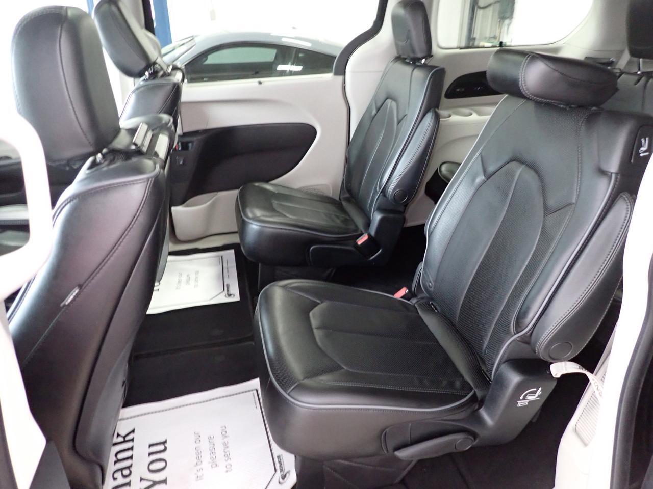 2017 Chrysler Pacifica Limited 4DR PASS VAN LEATHER NAVI SUNROOF Listowel ON
