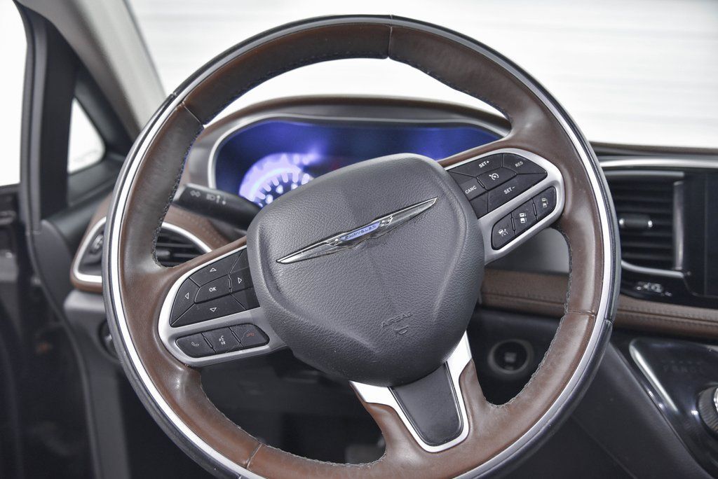 2017 Chrysler Pacifica Limited Akron OH