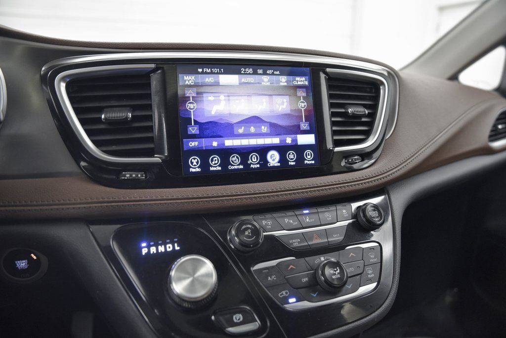 2017 Chrysler Pacifica Limited Akron OH