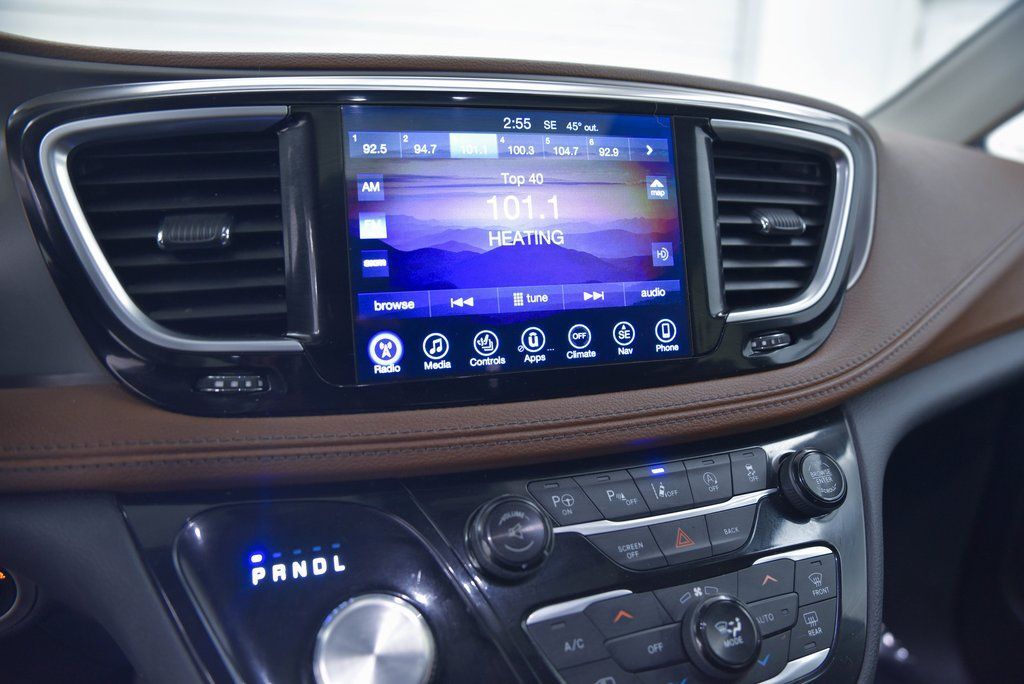 2017 Chrysler Pacifica Limited Akron OH