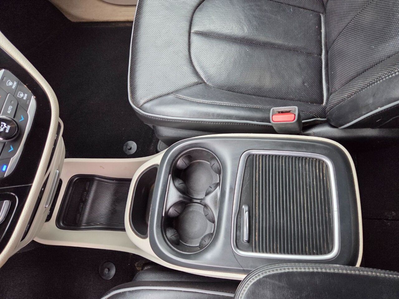 2017 Chrysler Pacifica Limited Charlton MA