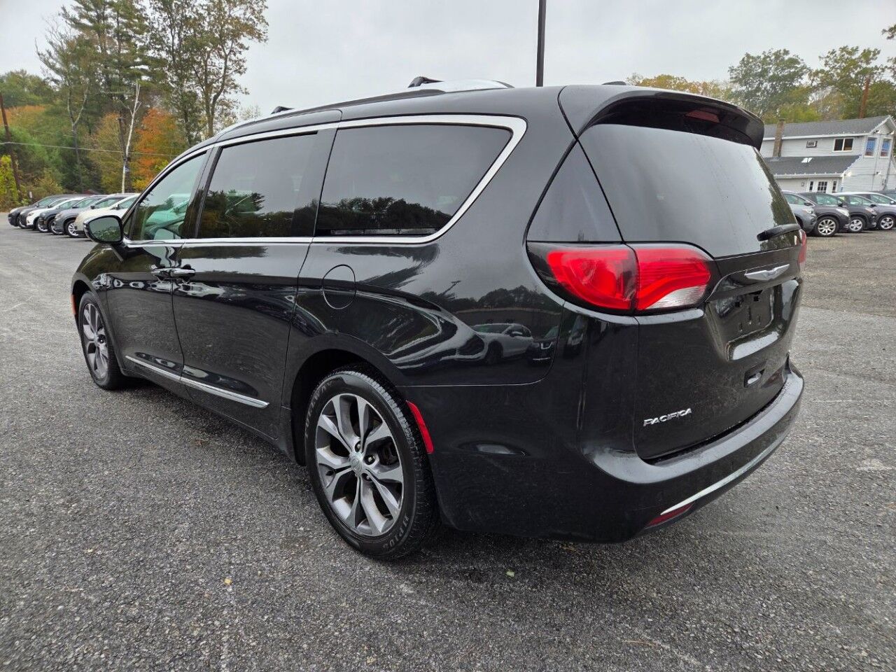 2017 Chrysler Pacifica Limited Charlton MA