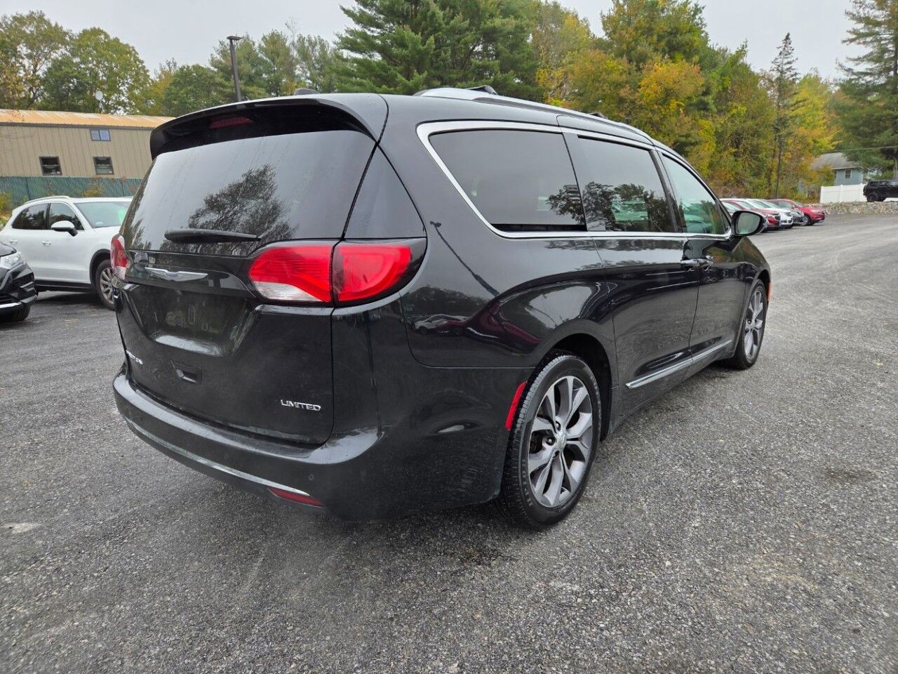 2017 Chrysler Pacifica Limited Charlton MA