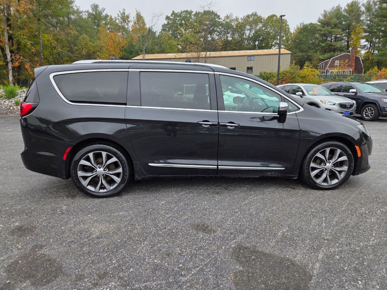 2017 Chrysler Pacifica Limited Charlton MA