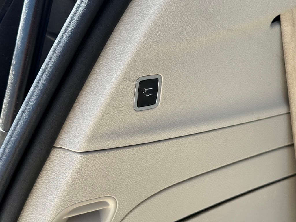 2017 Chrysler Pacifica Limited Crestwood KY