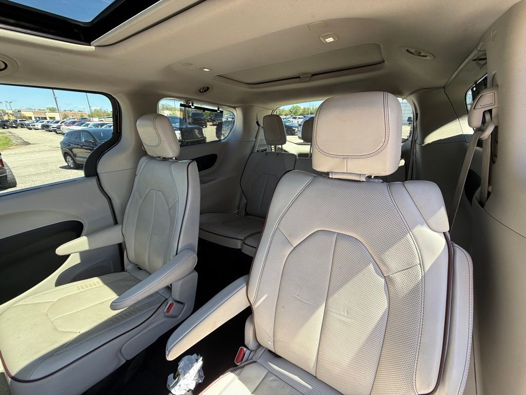 2017 Chrysler Pacifica Limited Crestwood KY