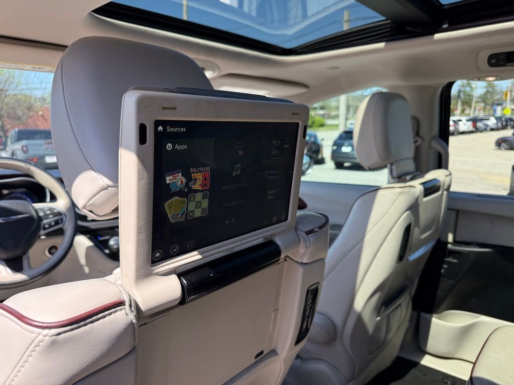 2017 Chrysler Pacifica Limited Crestwood KY