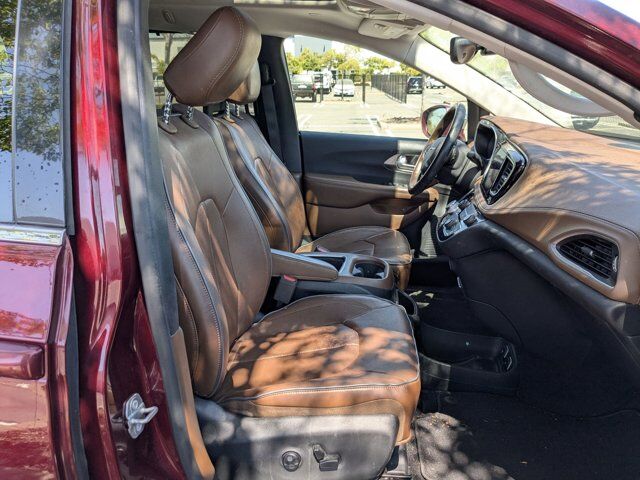 2017 Chrysler Pacifica Limited Roseville CA