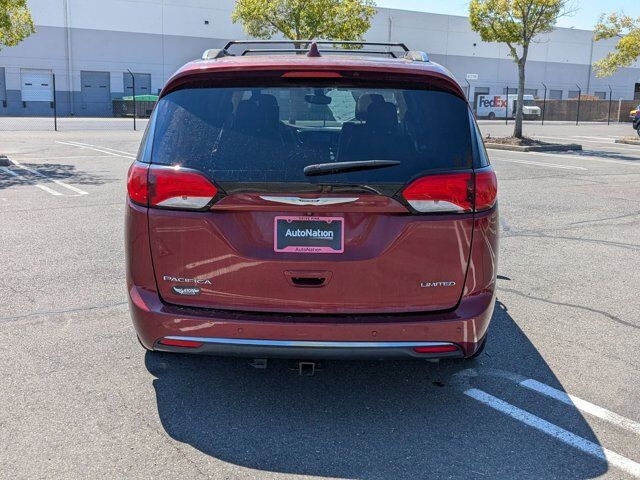 2017 Chrysler Pacifica Limited Roseville CA