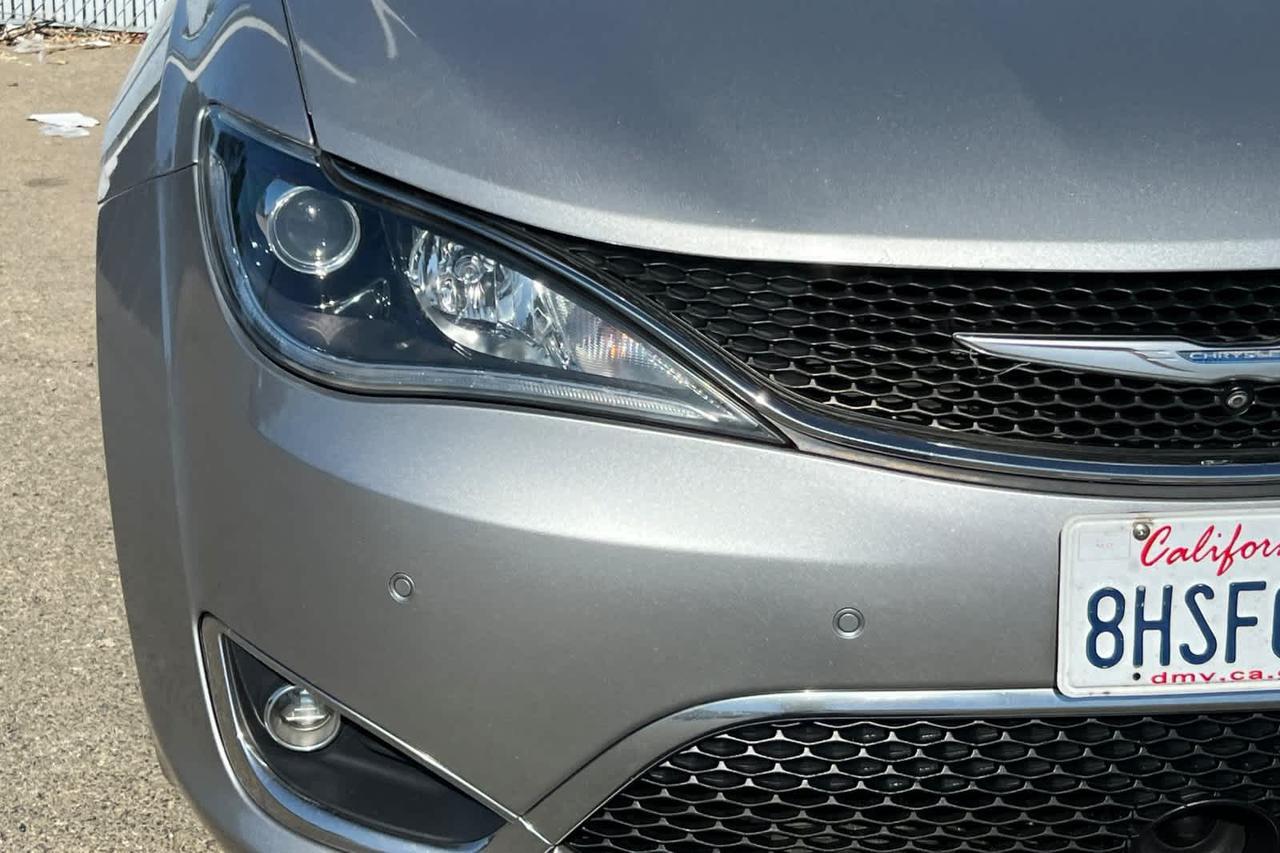 2017 Chrysler Pacifica Limited Roseville CA