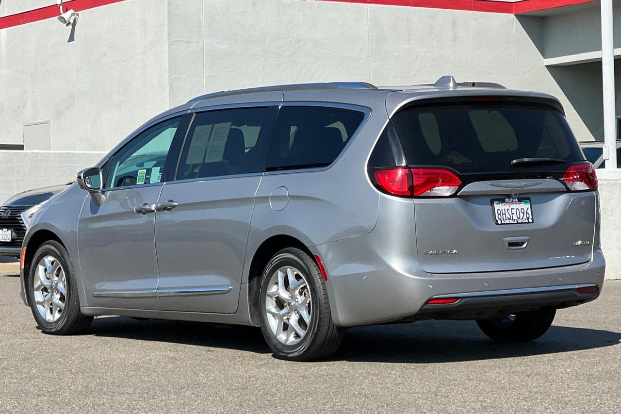 2017 Chrysler Pacifica Limited Roseville CA