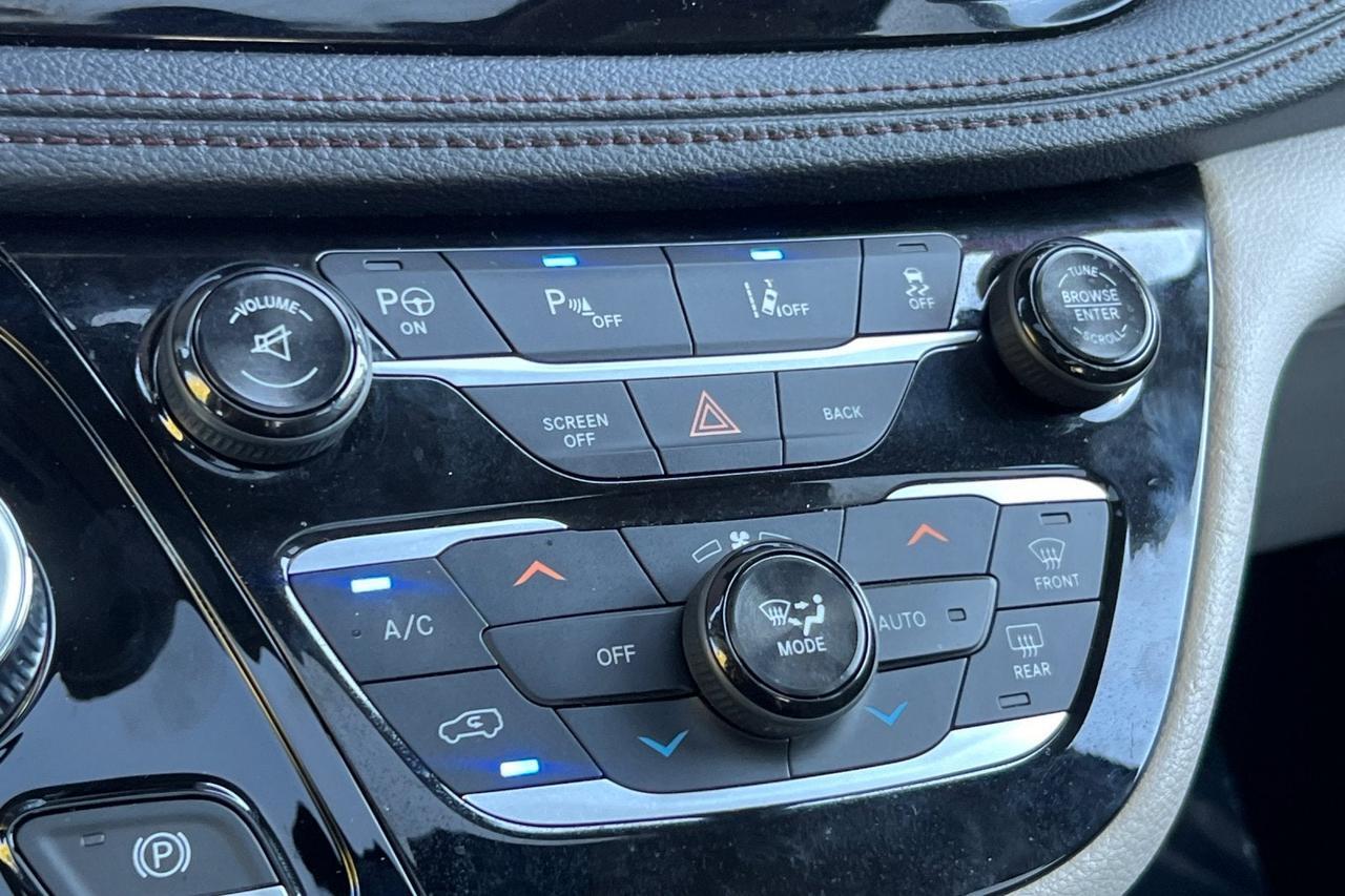 2017 Chrysler Pacifica Limited Roseville CA