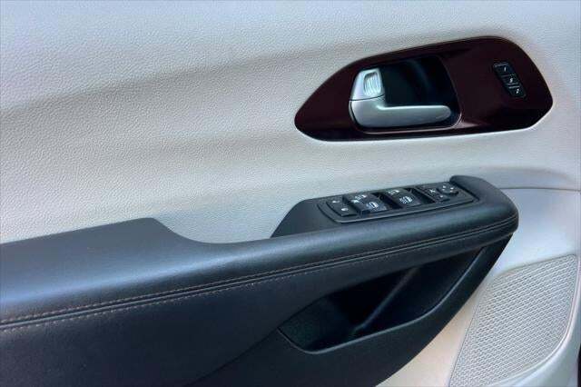2017 Chrysler Pacifica Limited Roseville CA